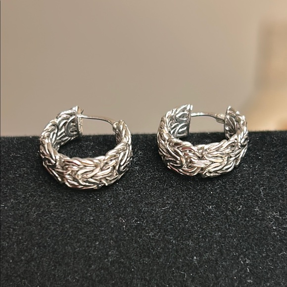 14k White Gold Byzantine Hoop Earrings - Picture 1 of 7